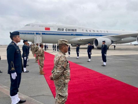 高清大图｜习近平主席乘专机离开利马